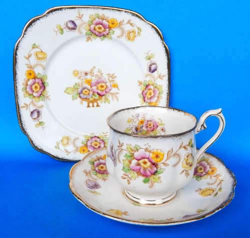Royal Albert  " Evesham "  Trio - Made In England