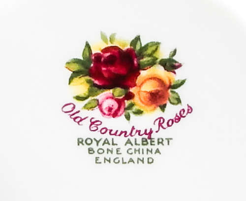 Royal Albert "Old Country Roses" Sugar Bowl - Original 1962 Back Stamp - Made In England