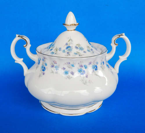 Royal Albert " Memory Lane " Two Handled Lidded Sugar Bowl - Made In England