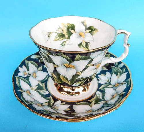 Royal Albert Provincial Flowers Series Duo - Trillium - Made In England