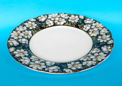 Royal Albert Provincial Flowers Series Collector's Plate 21 cm - Mountain Avens - Made In England