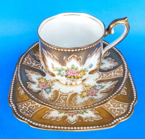 Royal Albert Crown China Rare " ROYALTY GOLD " Trio - Made In England