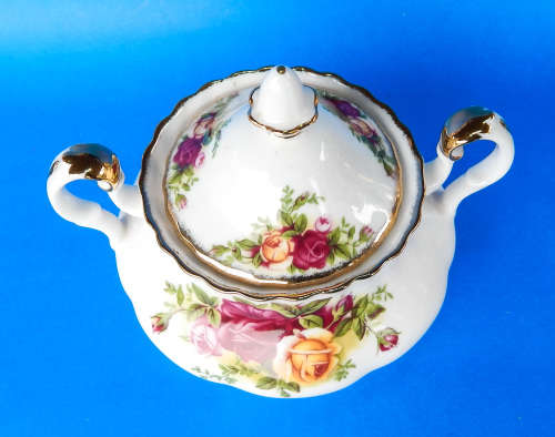 Royal Albert " Old Country Roses " Two Handled Lidded Sugar Bowl