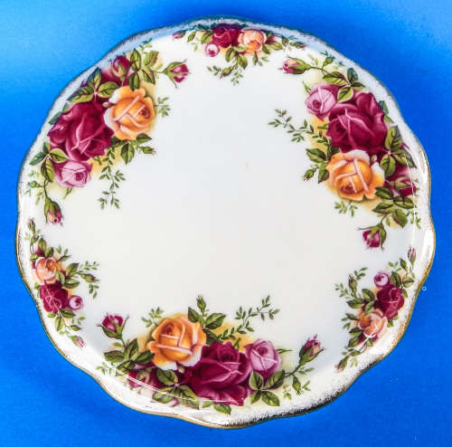 Royal Albert " Old Country Roses " Ceramic Teapot Stand - Made In England