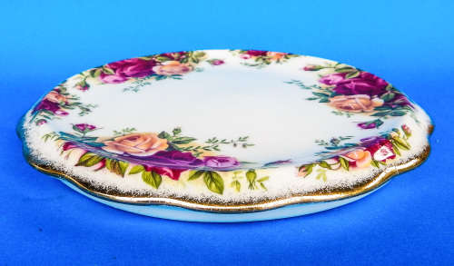 Royal Albert " Old Country Roses " Ceramic Teapot Stand - Made In England