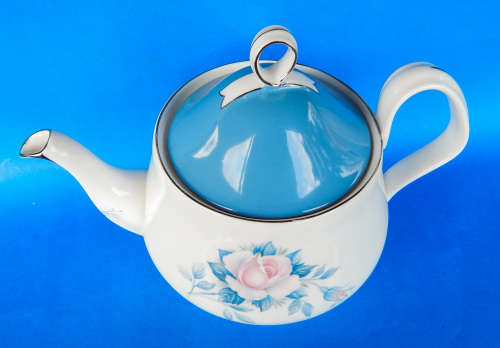 Royal Albert " Sorrento " Large Teapot - Made In England