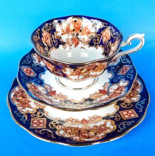 Royal Albert  " Heirloom "  Trio - AVON Shape - Made In England