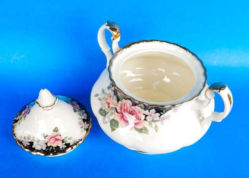 Royal Albert " OPERETTA " Two Handled Lidded Sugar Bowl - Made In England