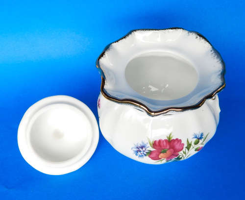 Royal Albert "Flower Of The Month Series" Dorothy Purse Pot