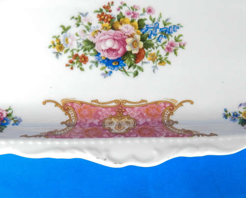 Royal Albert  " LADY CARLYLE " Sandwich Tray