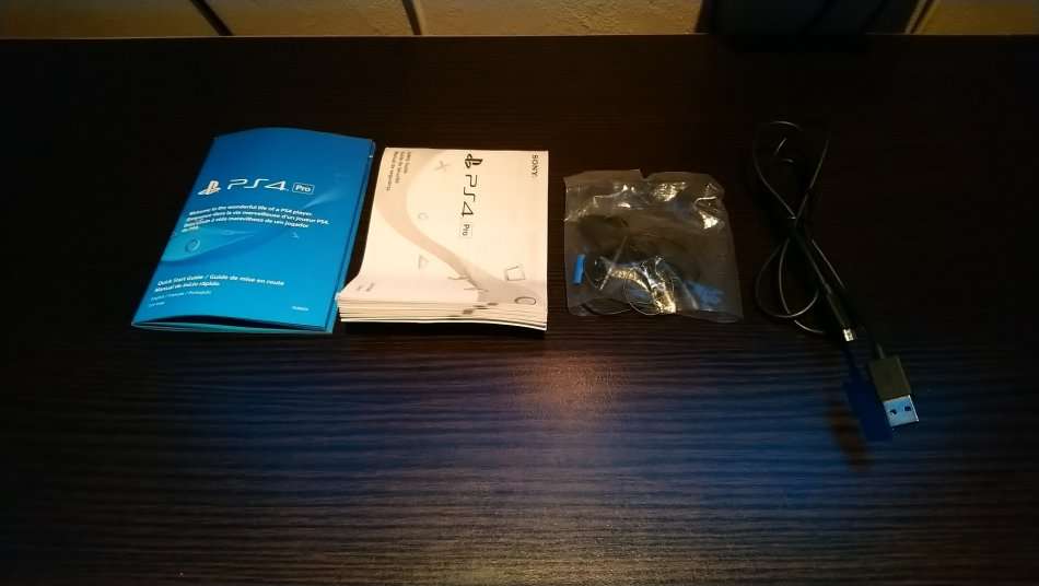 PS4 PRO 1TB CONSOLE & EXTRA CONTROLLER BUNDLE / BOXED / BUY NOW