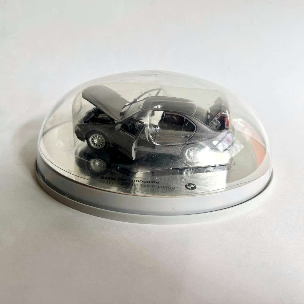 1996 BMW 5-Series E39 presentation model