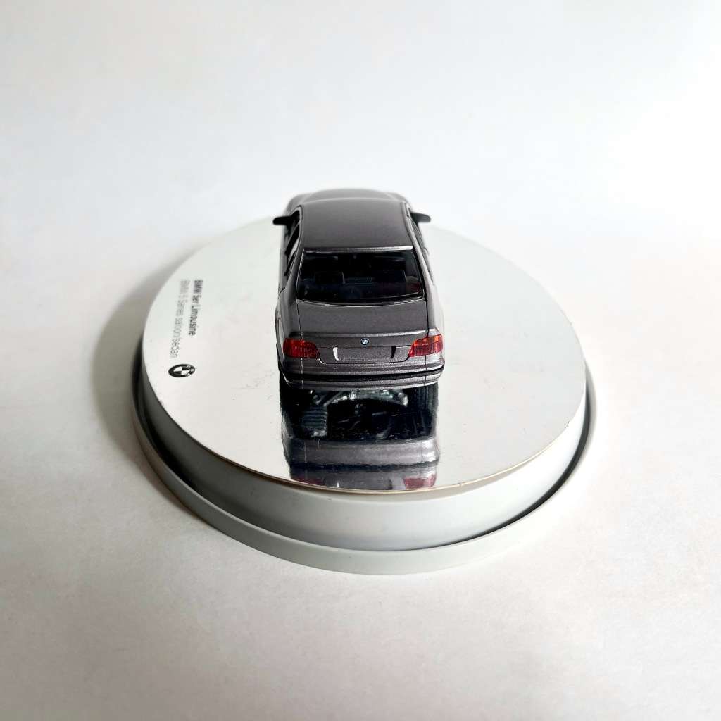 1996 BMW 5-Series E39 presentation model