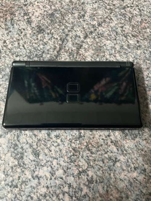 GREAT DEAL!! **Nintendo DS Lite with 10 Games & 2 Pencils For Sale**