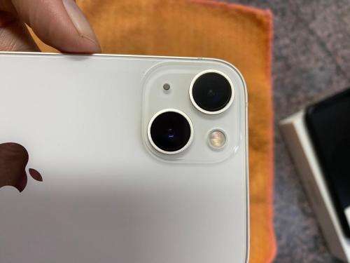 GREAT DEAL!!! **Starlight IPhone 13 128g Up For Grabs** LIKE NEW