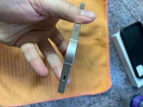 GREAT DEAL!!! **Starlight IPhone 13 128g Up For Grabs** LIKE NEW