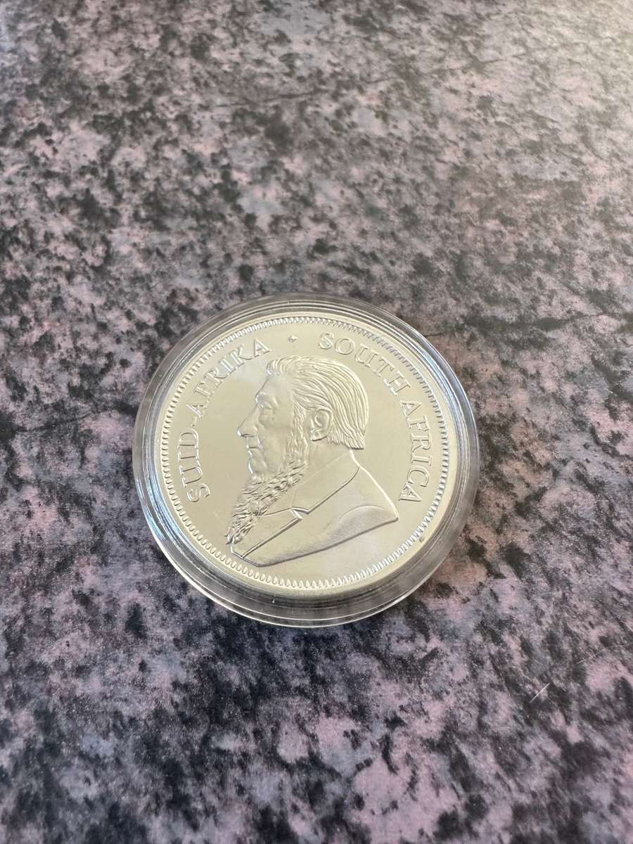 WOW!!! ***2020 UNCIRCULATED FINE SILVER KRUGERRAND IN A CAPSULE***
