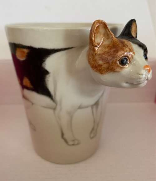 BEAAUTIFUL JAPANESE BOBTAIL CAT MUG