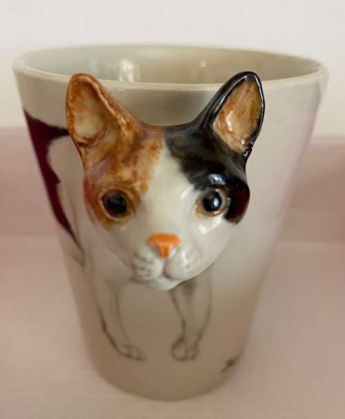 BEAAUTIFUL JAPANESE BOBTAIL CAT MUG