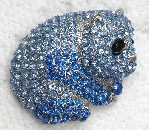 *** BEAUTIFUL SWAROVSKI CRYSTALS BIG PANDA BROOCH ***
