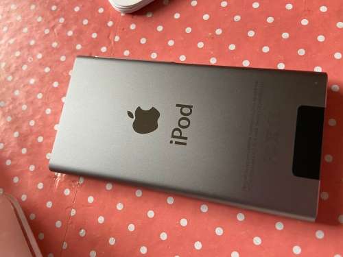 iPod Nano 7th generation 16GB Space Grey *box and papers*