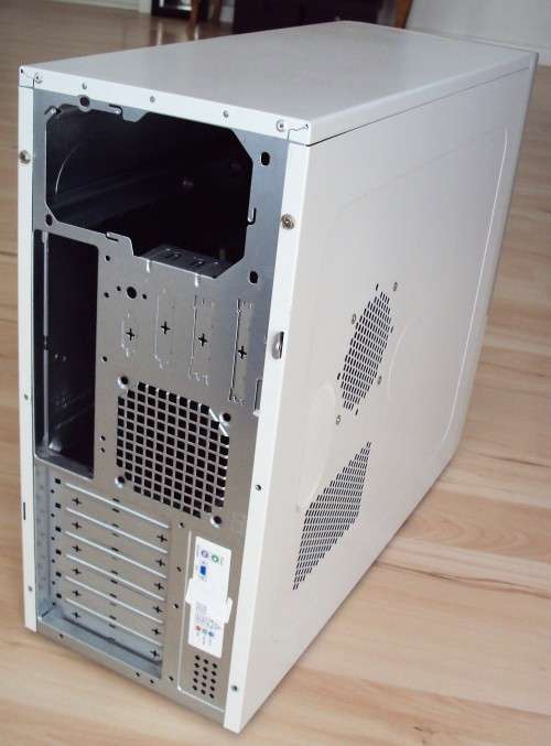 PC Chassis - ATX White with no PSU