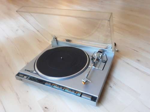 Turntable - JVC L-F210 Direct Drive