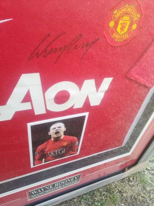 Wayne Rooney signed jersey