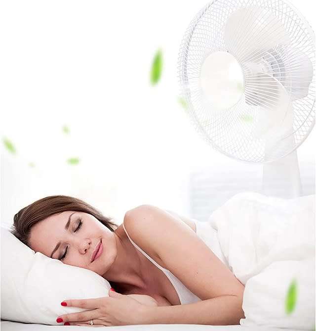 12-Inch Rechargeable Oscillating 2-Speed Solar Fan With USB Port