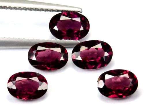 HPJ REF. POINT: RARE & STUNNING 5.01 CT VS SUITE OF 5 MOZAMBIQUE RHODOLITE GARNETS