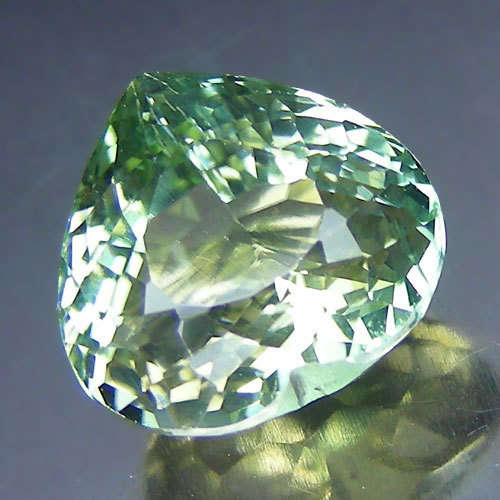 HPJ CONNOISSEURS PORTFOLIO: BREATHTAKING 3.61 CARAT VVS AAA GREEN TOURMALINE