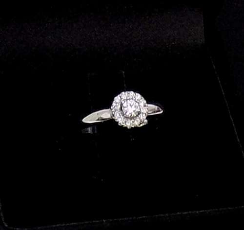 HPJ WORLD CLASS HANDMADE ARISTOCRACY DIAMOND RING IN 18K WHITE GOLD