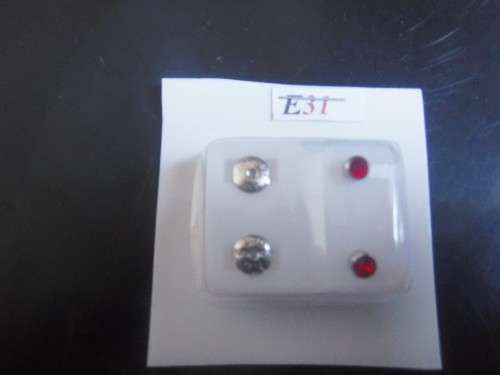 Cafton Ear studs with stone Brand new
