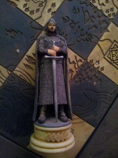 Lord of the rings Chess piece - Aragorn - White King