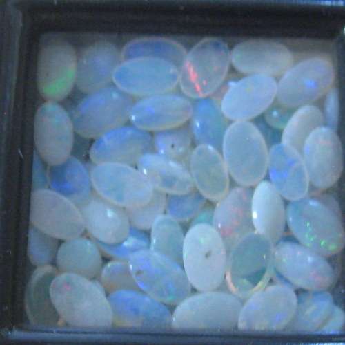 Incredible mix ct each Genuine AUSTRALIAN OPAL with Oval Shape and Cabochon cut, mix mm each