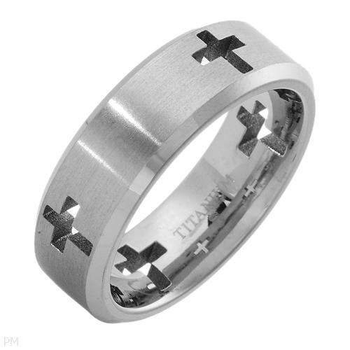 Stylish Brand New Gentlemens Cross Ring Made in Titanium. Size 10
