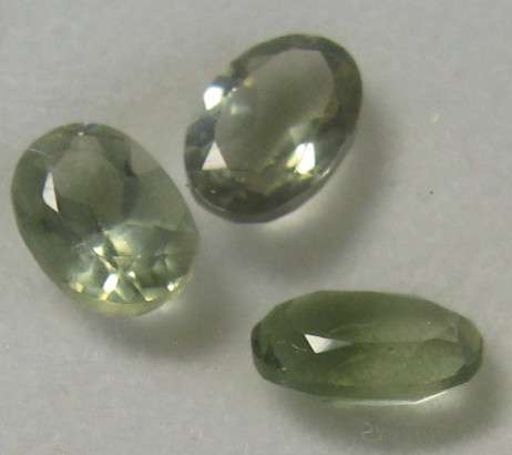 FINE GREEN TOPAZ, Oval Cut 1.60ct  6x4mm (set of 3)