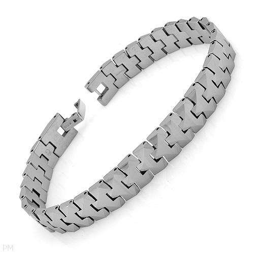 Attractive Gents Bracelet Well Made in Tungsten. Total item weight 71.5g Length 8.25in