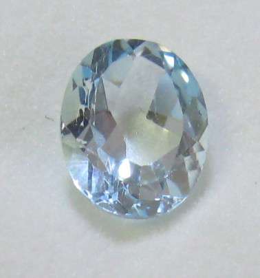 Wonderful Genuine Oval cut Sky Blue Topaz of 2.00ct and 7x9 mm.