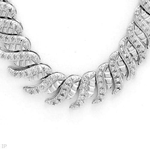 Elegant Necklace With Cubic zirconia Beautifully Designed in Solid 925 Sterling silver.