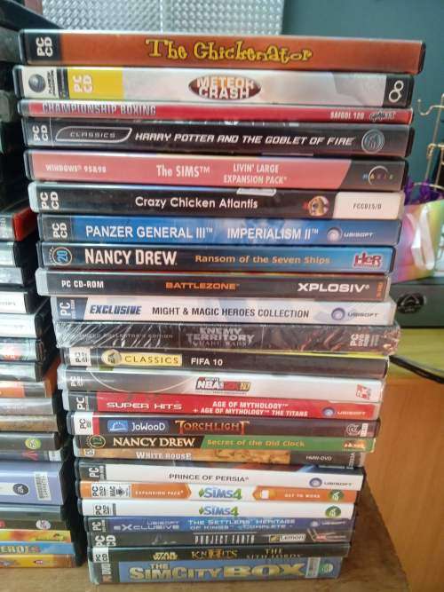 Crazy R1 Starting Bid 70+ Vintage PC Games