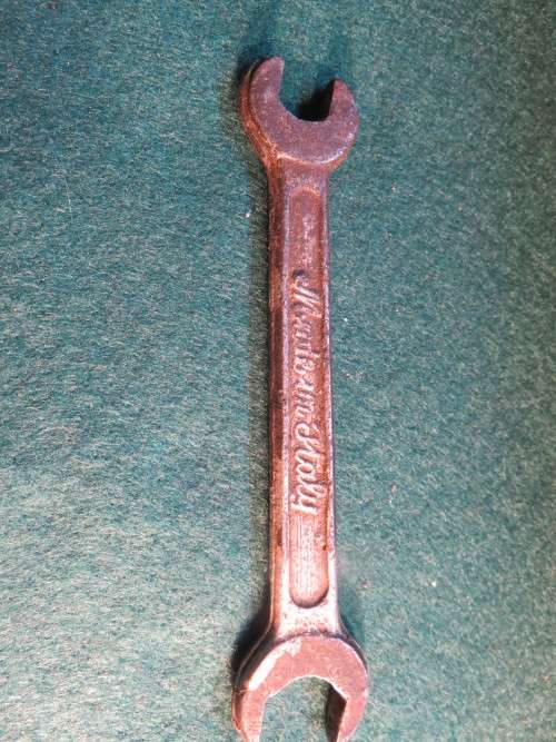 Alfa Romeo spanner - size 8 / 10 combination