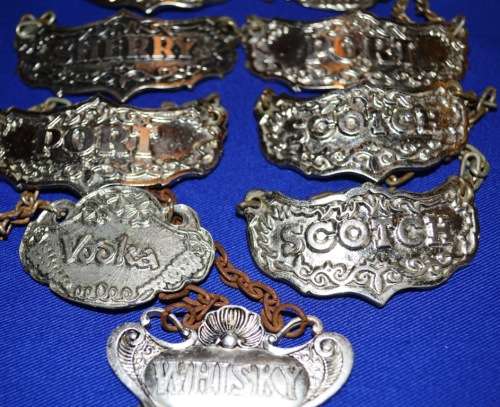 9 x Metal Liquor Labels for your Pub