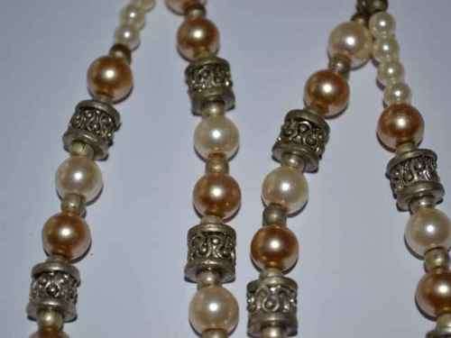 Costume Jewelry - Pearl and Silver beaded Necklace