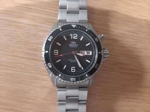 Orient 200m diver 1st bid wins