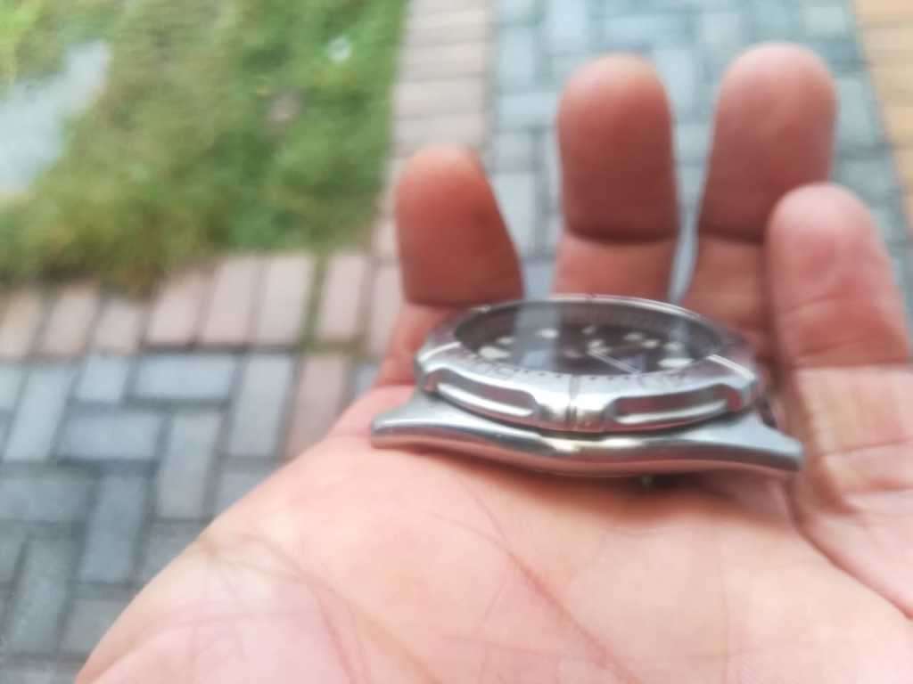 Seiko maxi quartz divers 200m read