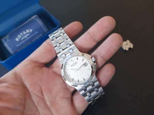 Rotary mens watch excellent condition
