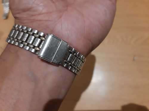 pulsar watch working