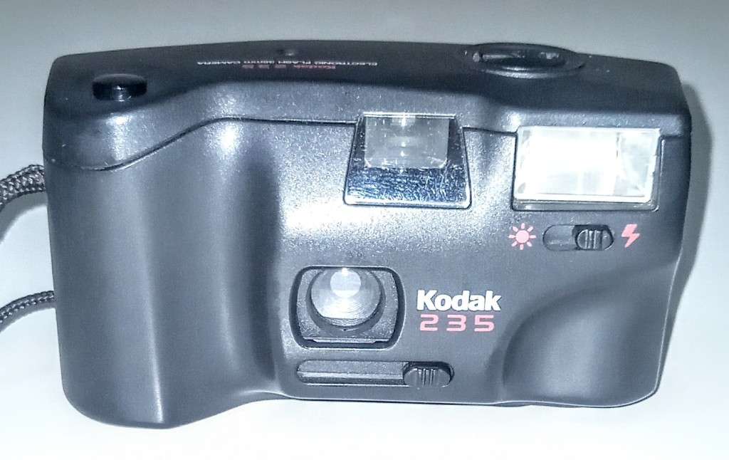 Kodak 235 Flash 35mm Film Camera in Working Condition