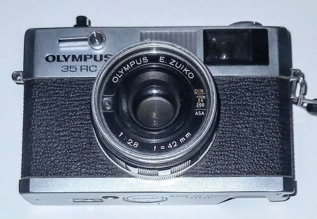Olympus 35RC 35mm Film Camera in Working Condition